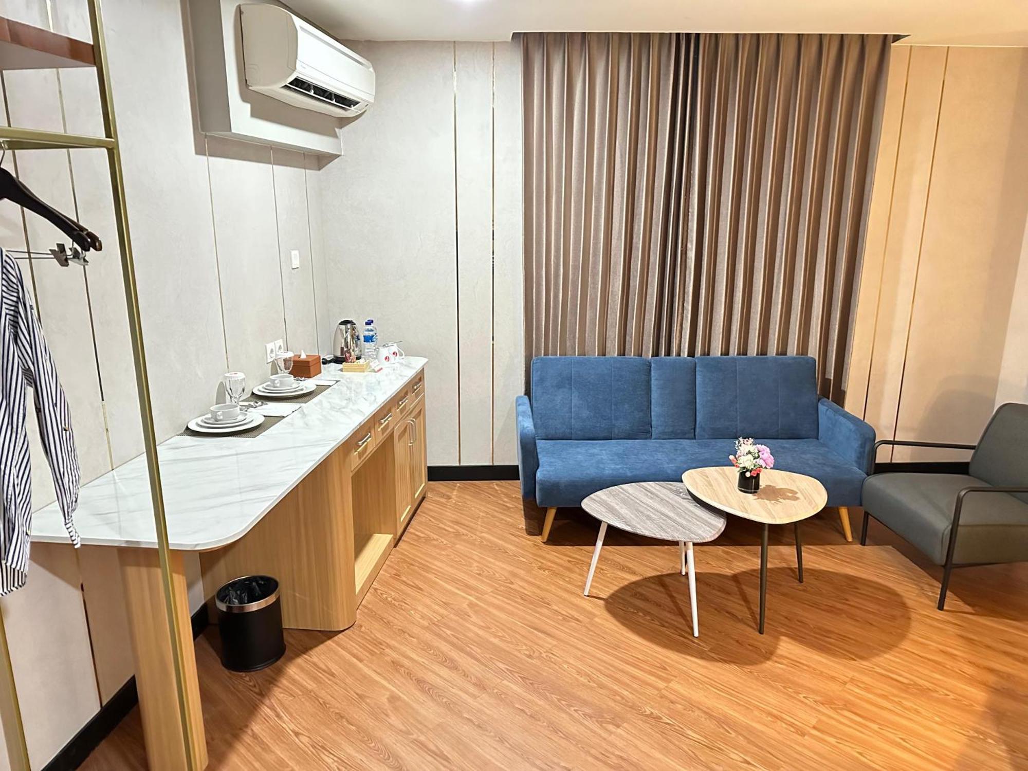 D'Primahotel Jemursari Surabaja Zewnętrze zdjęcie